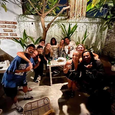 Albergue The Jungle House Canggu Exterior foto